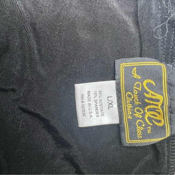 Black Sparkle Top- Perfect For a Night Out - Picture 4 of 5